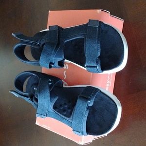Easy Spirit, Tabata Sandal Denim dark blue size 8WW NIB